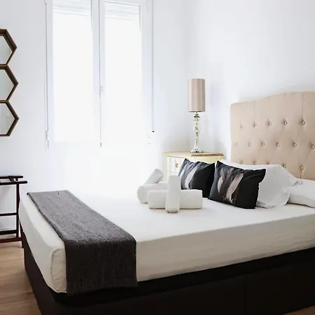 For You Rentals New Design Apartment Temporal Puerta Del Sol Pre10A Madrid Exterior photo