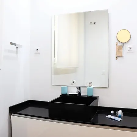 For You Rentals New Design Apartment Temporal Puerta Del Sol Pre10A Madrid Exterior photo